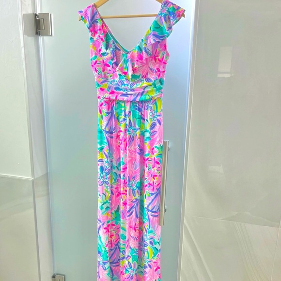 Dresses & Skirts - NWT Lilly Pulitzer Mirella Maxi Dress “It was all a dream” XS